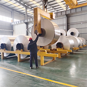 Aluminum Foil Jumbo Rolls